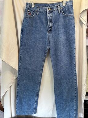 Twenty X Wrangler Women's Straight Leg Denim Jeans in Mid Blue 13/14